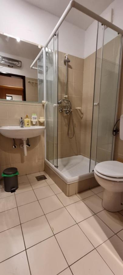 Apartma Luka With Private Parking Apartment Izola Bagian luar foto