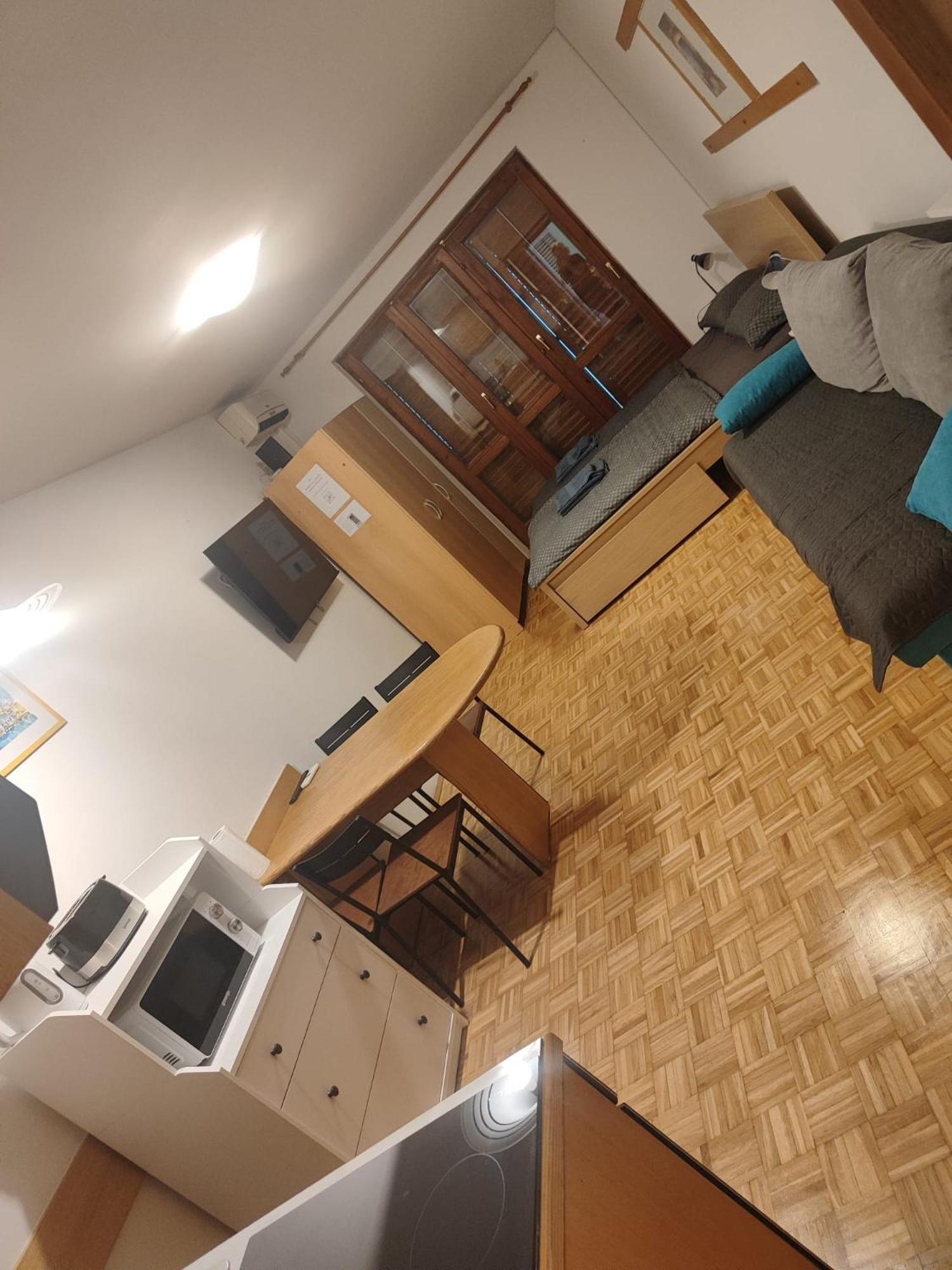 Apartma Luka With Private Parking Izola Bagian luar foto